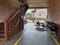 입구,바베큐시설