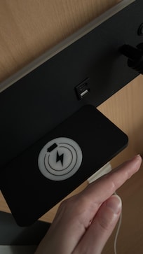 Usb outlets not working, wireless station maybe works when light on? Not sure my battery died over night.