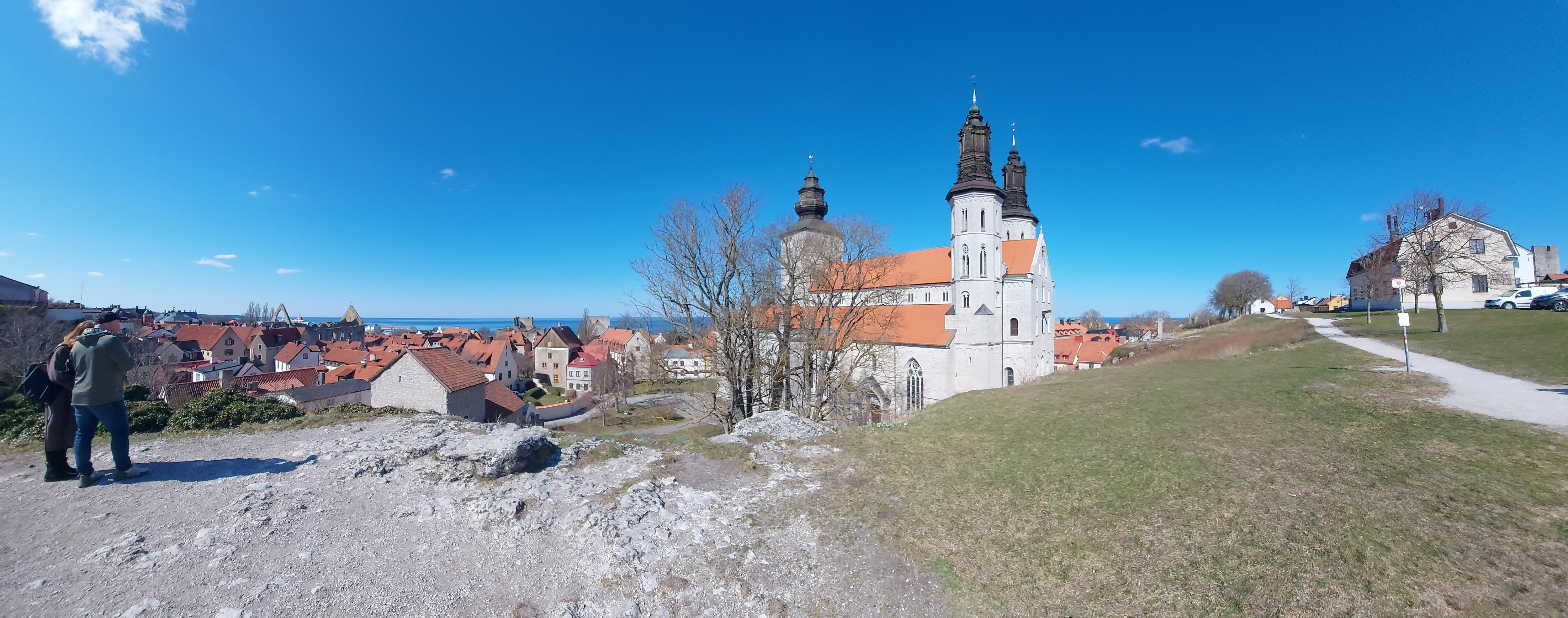 Mycket sevärdheter och fin utsikt.