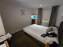 Spacious room,well set out