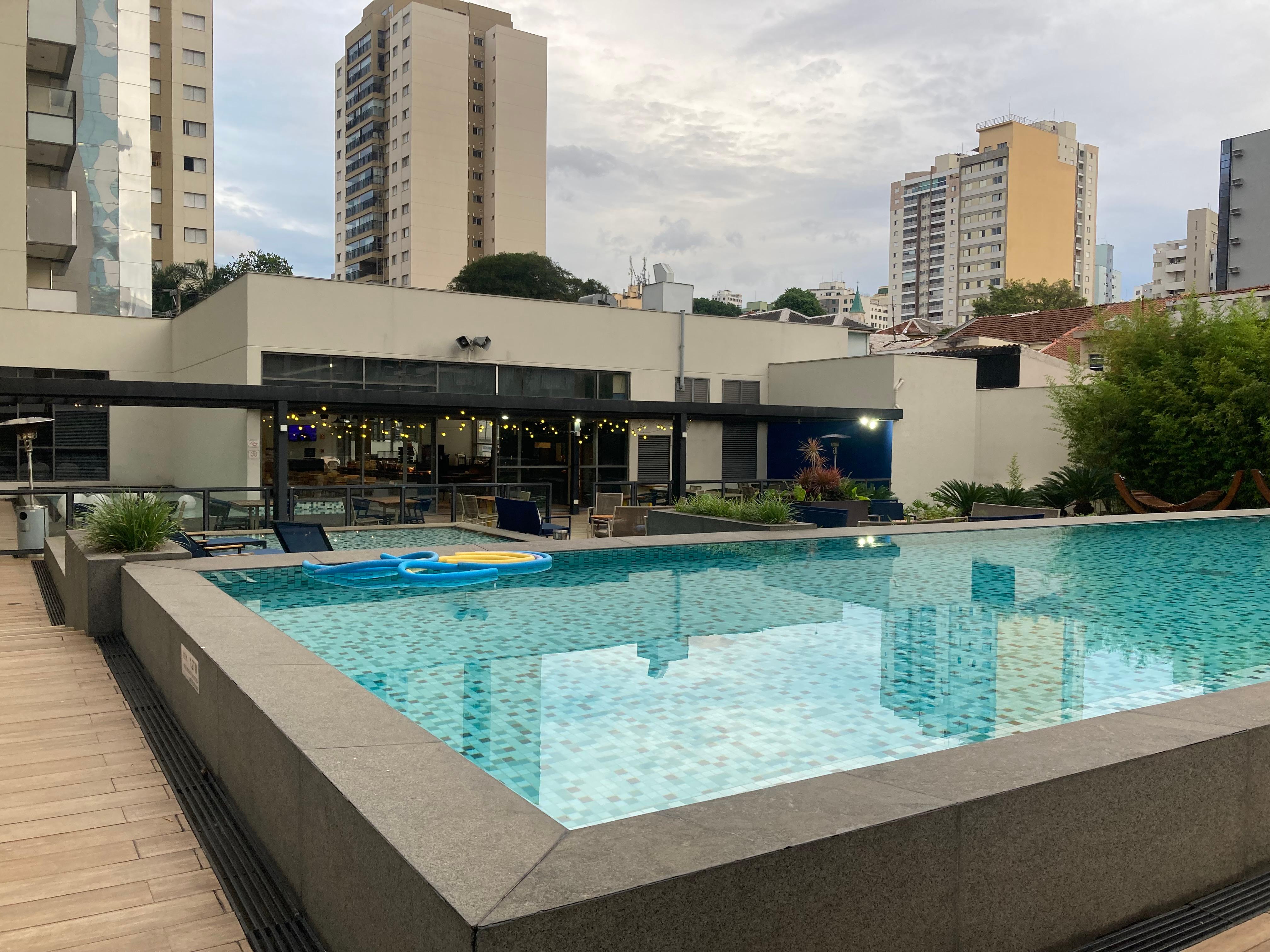 Área da piscina 