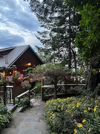 Entry way