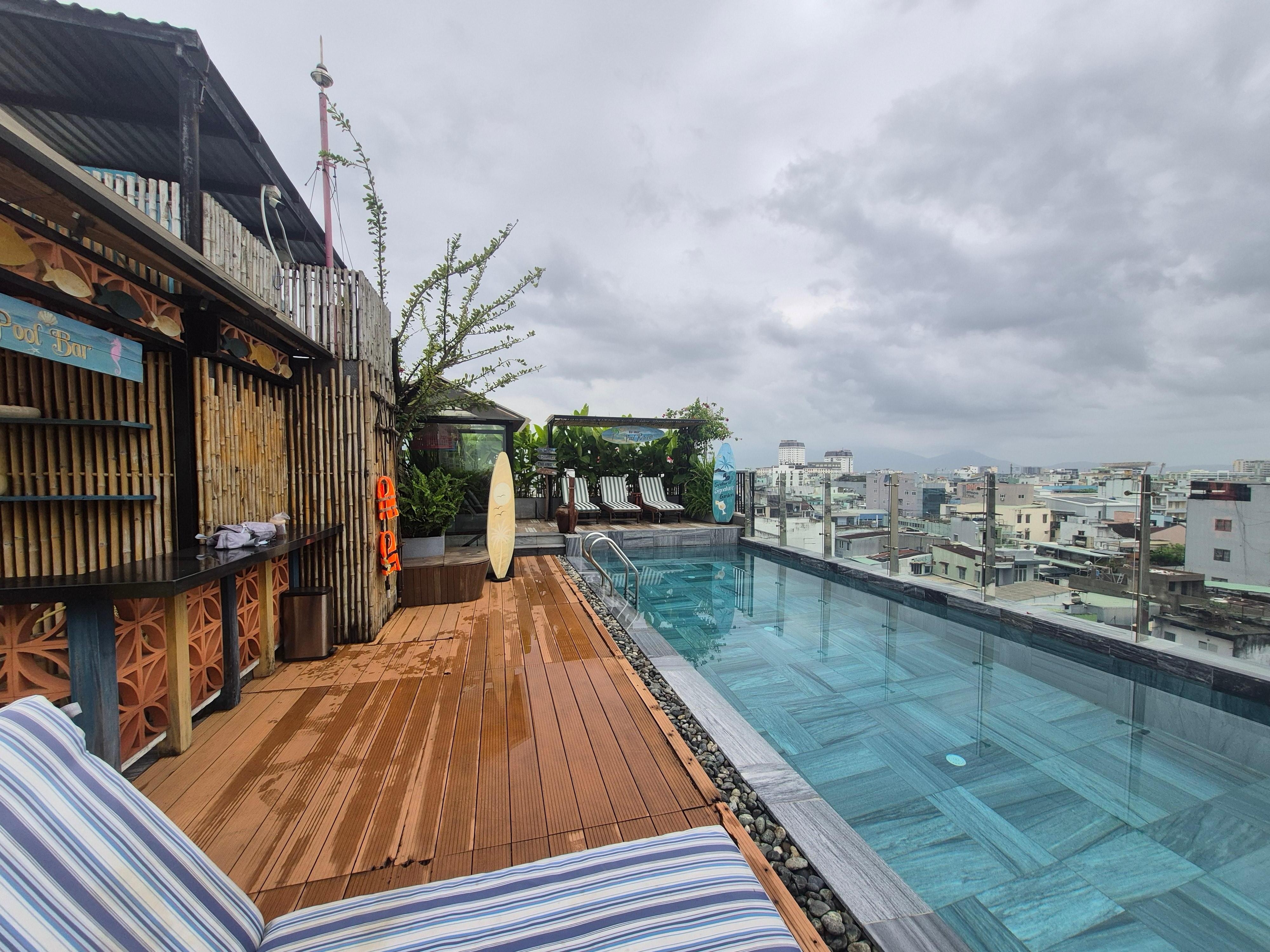 Rooftop pool is amazing, clean & has decent views