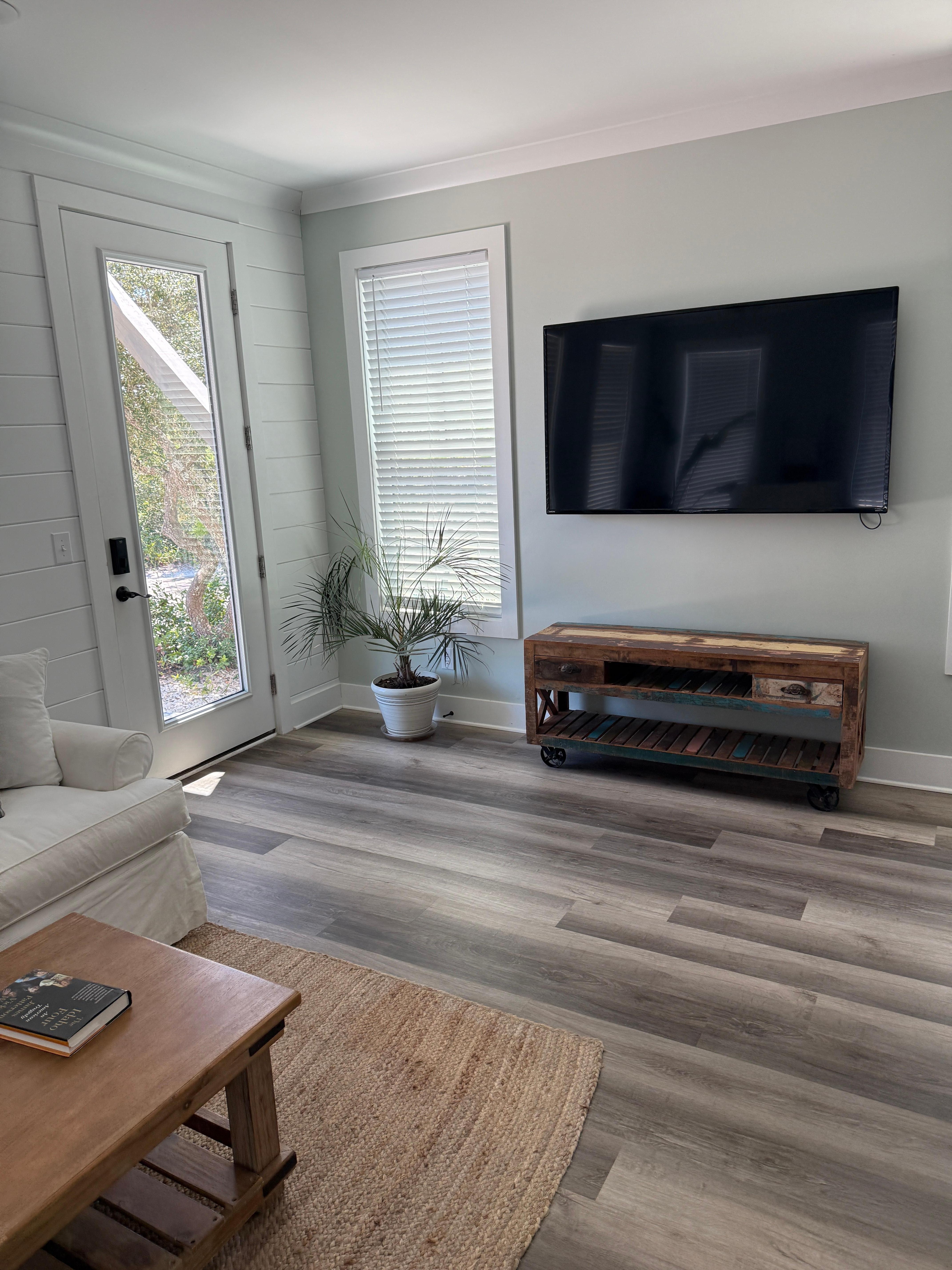 Very clean and beautifully decorated!