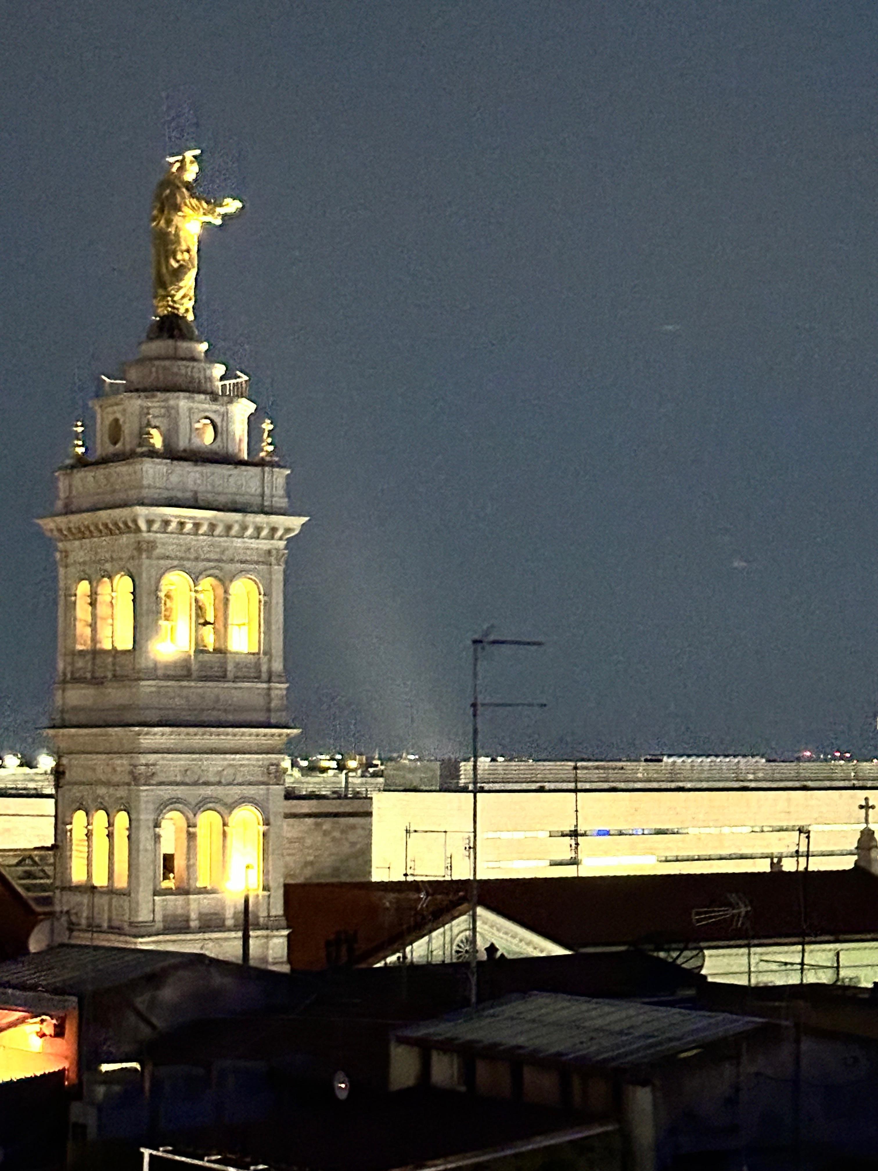 If you like to take awesome photos, go up to the rooftop.
