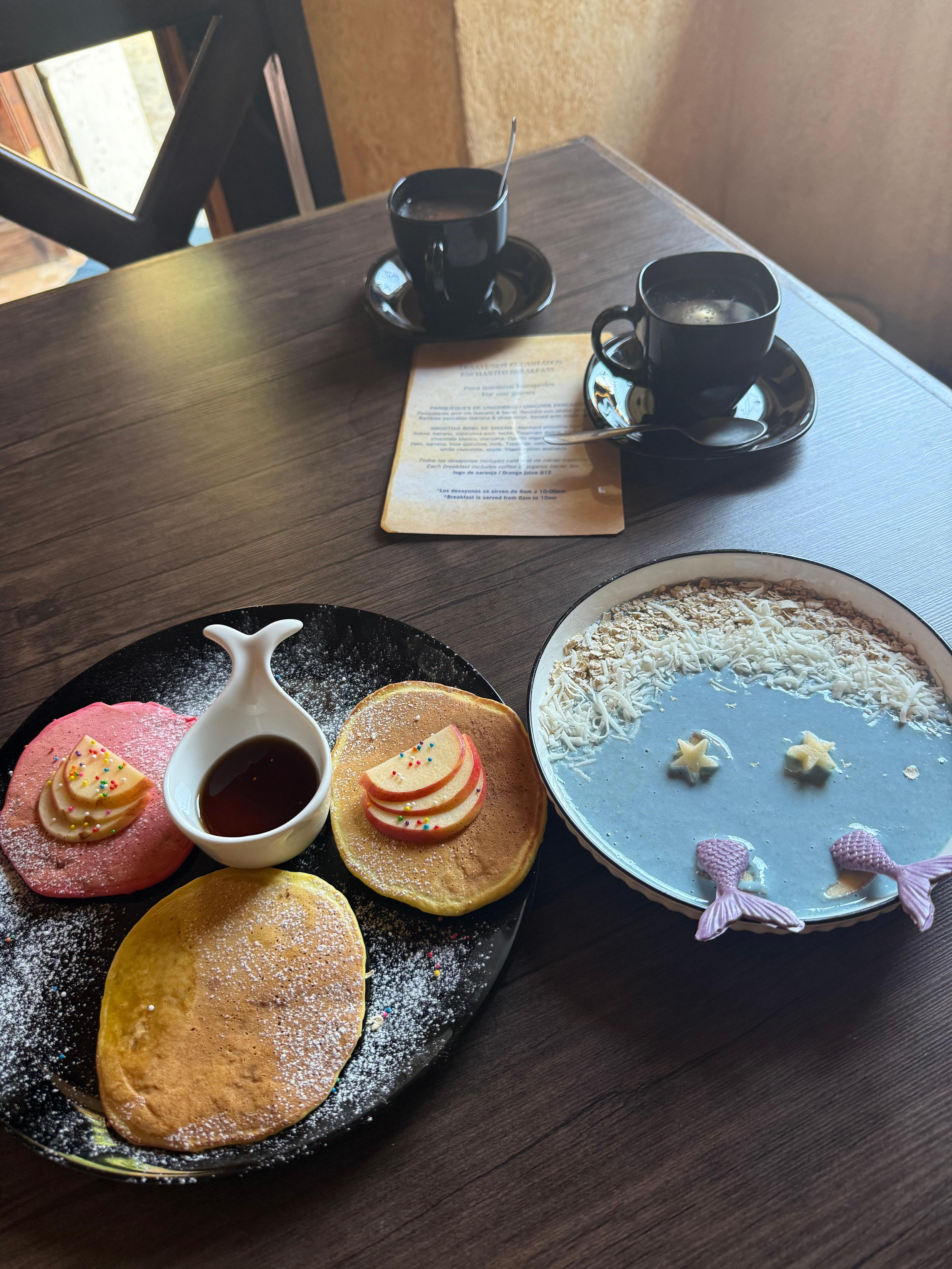 3 Hard & Cold Pancakes with Soupy Spirulina Smoothie are the “included breakfast “ options.