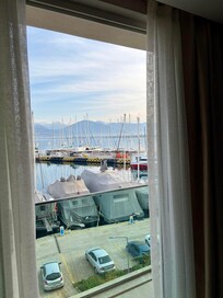 Standard Sea View Room