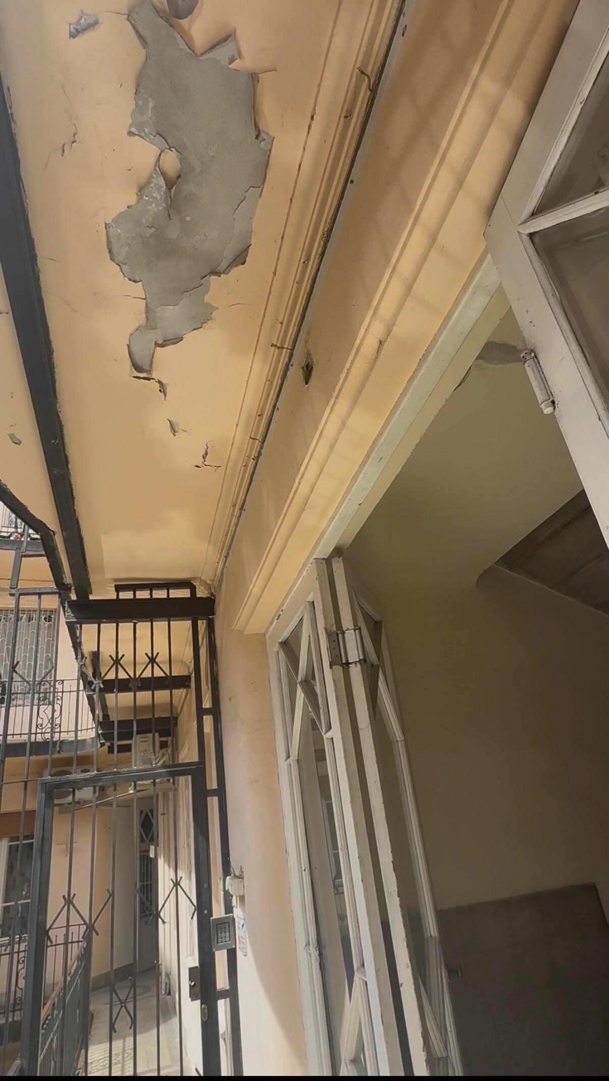 Condition of the walkway