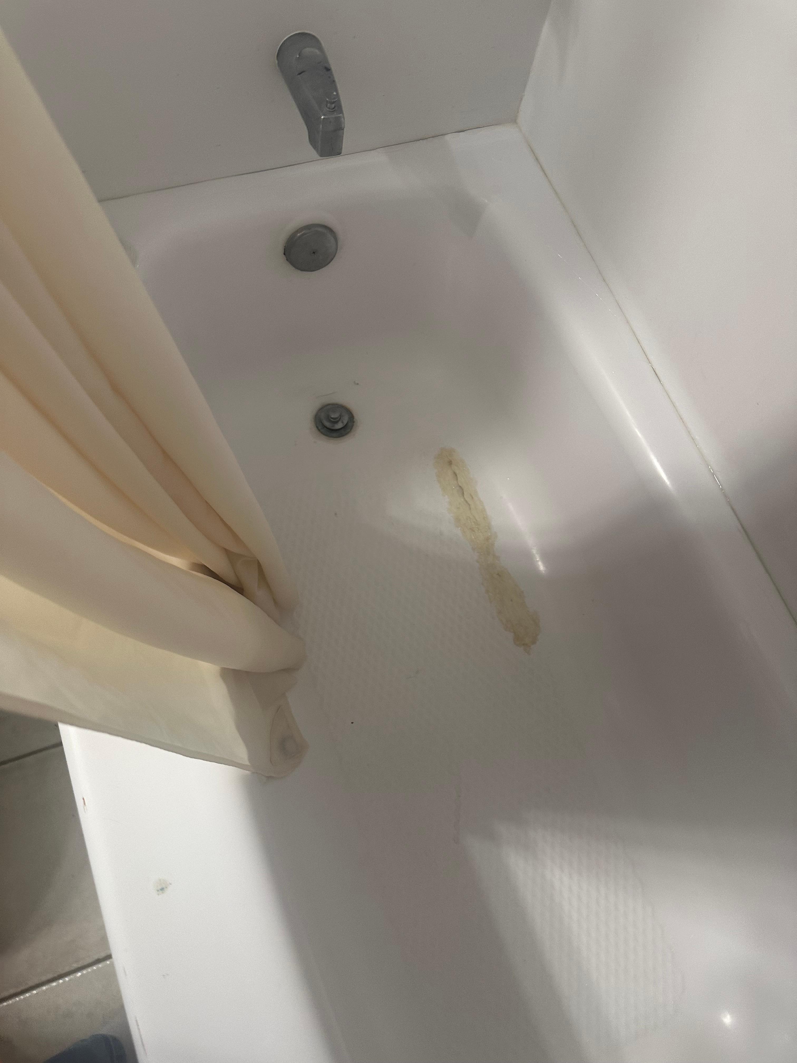 Cracked tub silicones over