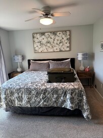 King size bed