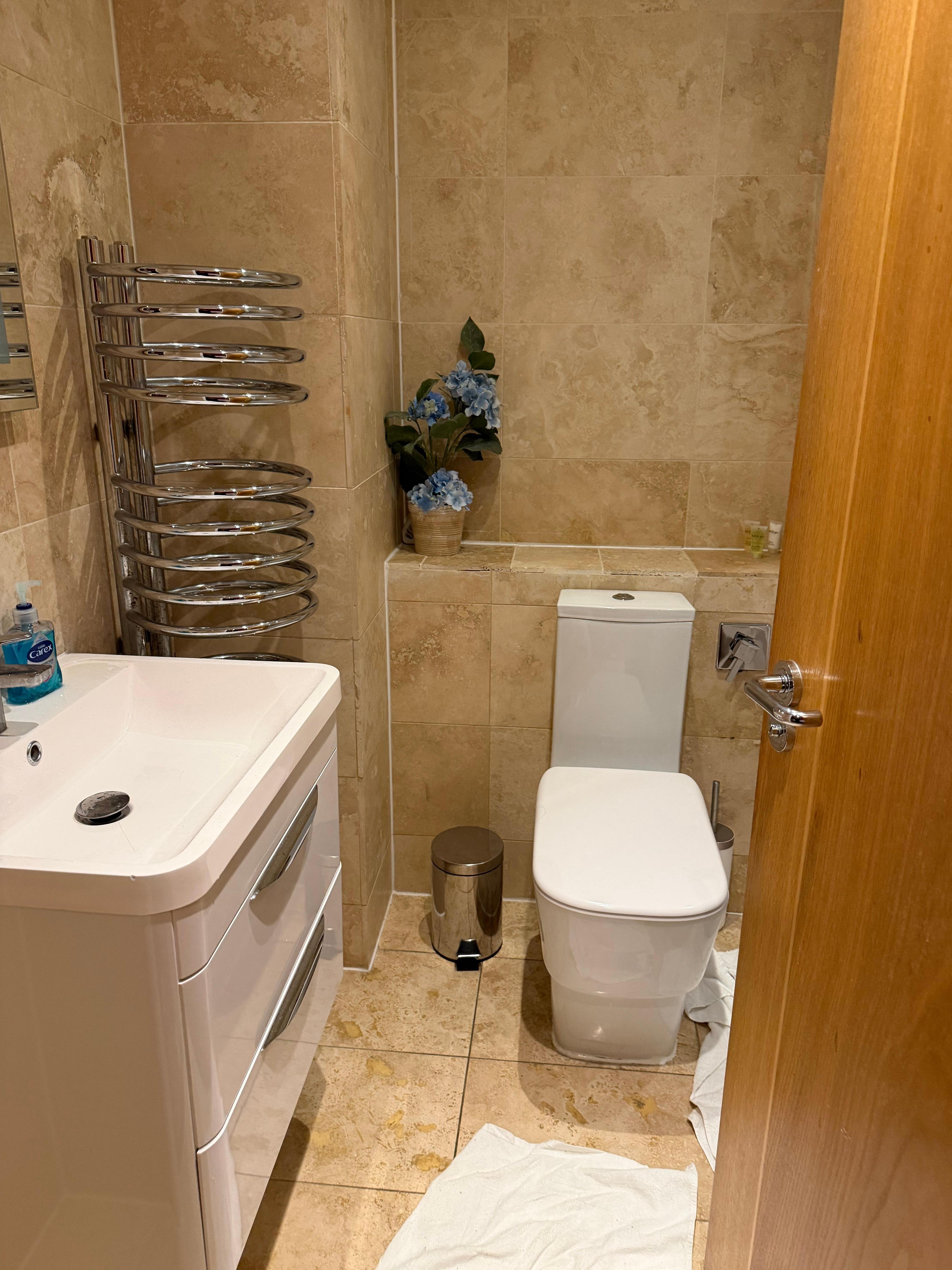 Main bathroom