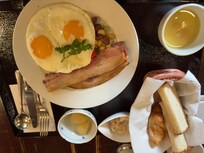 朝食: 洋定食
