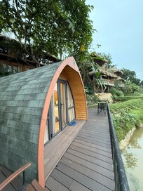 Another view of my room they consider “tent” compared to a reg room on distance