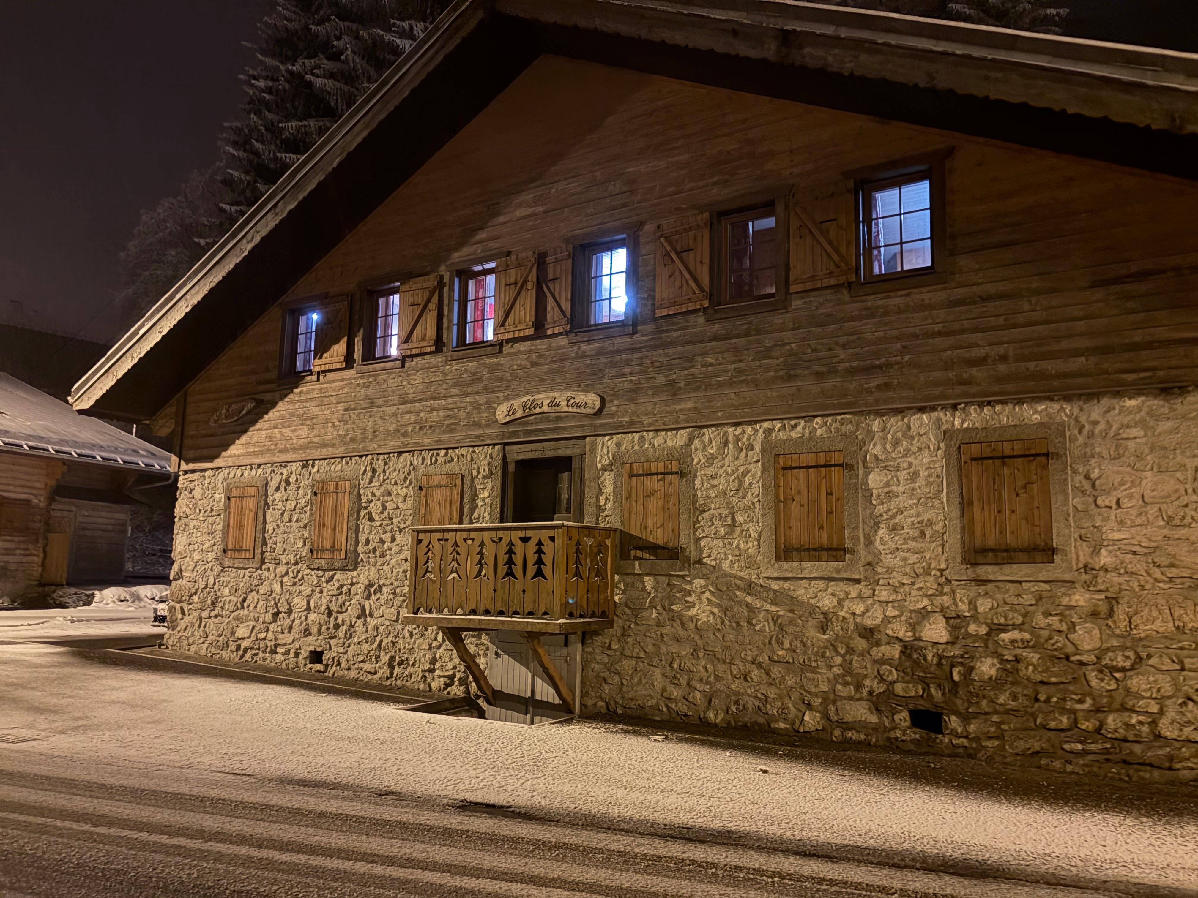 The chalet at night 