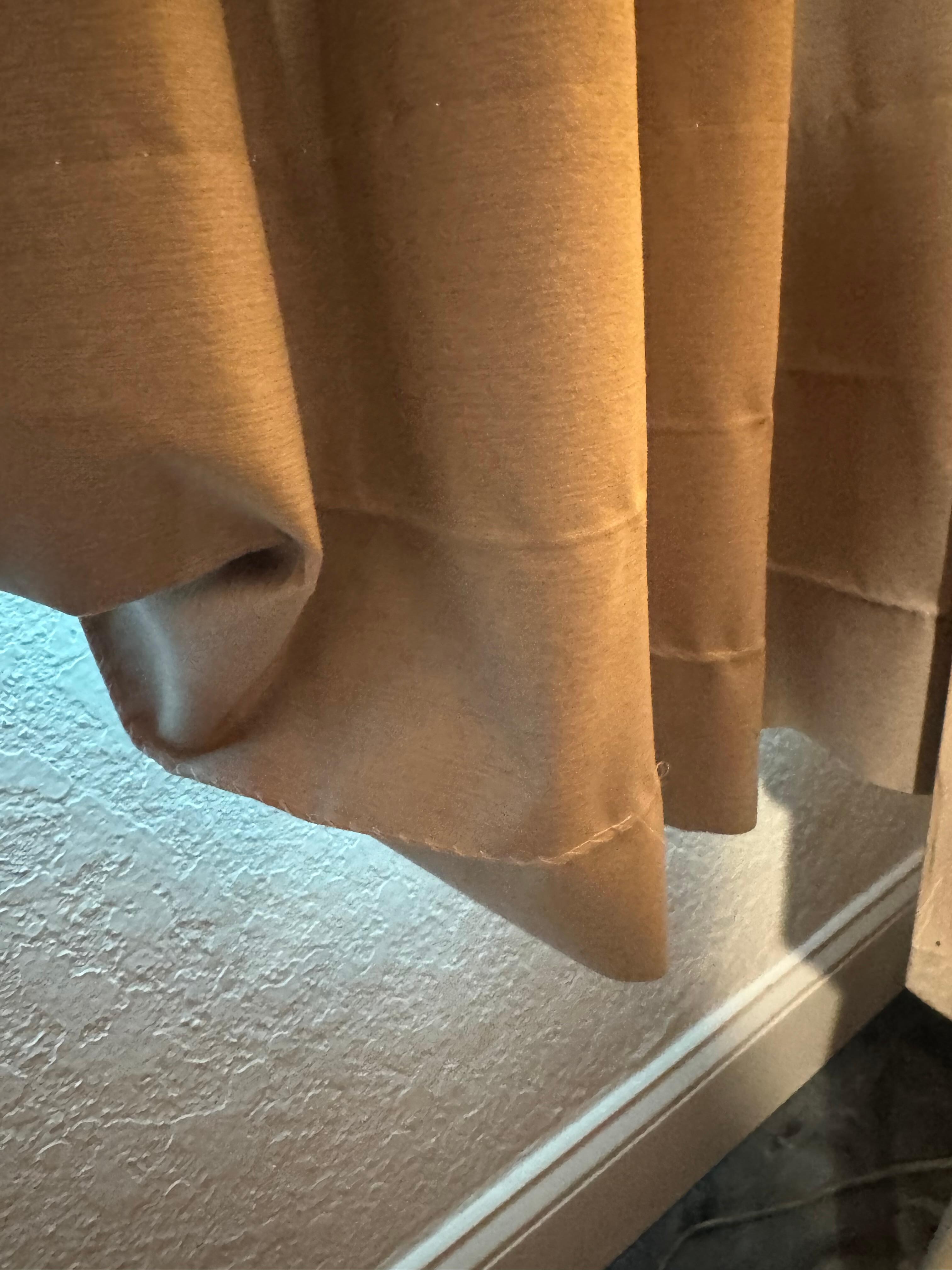 Curtains in back bedroom 