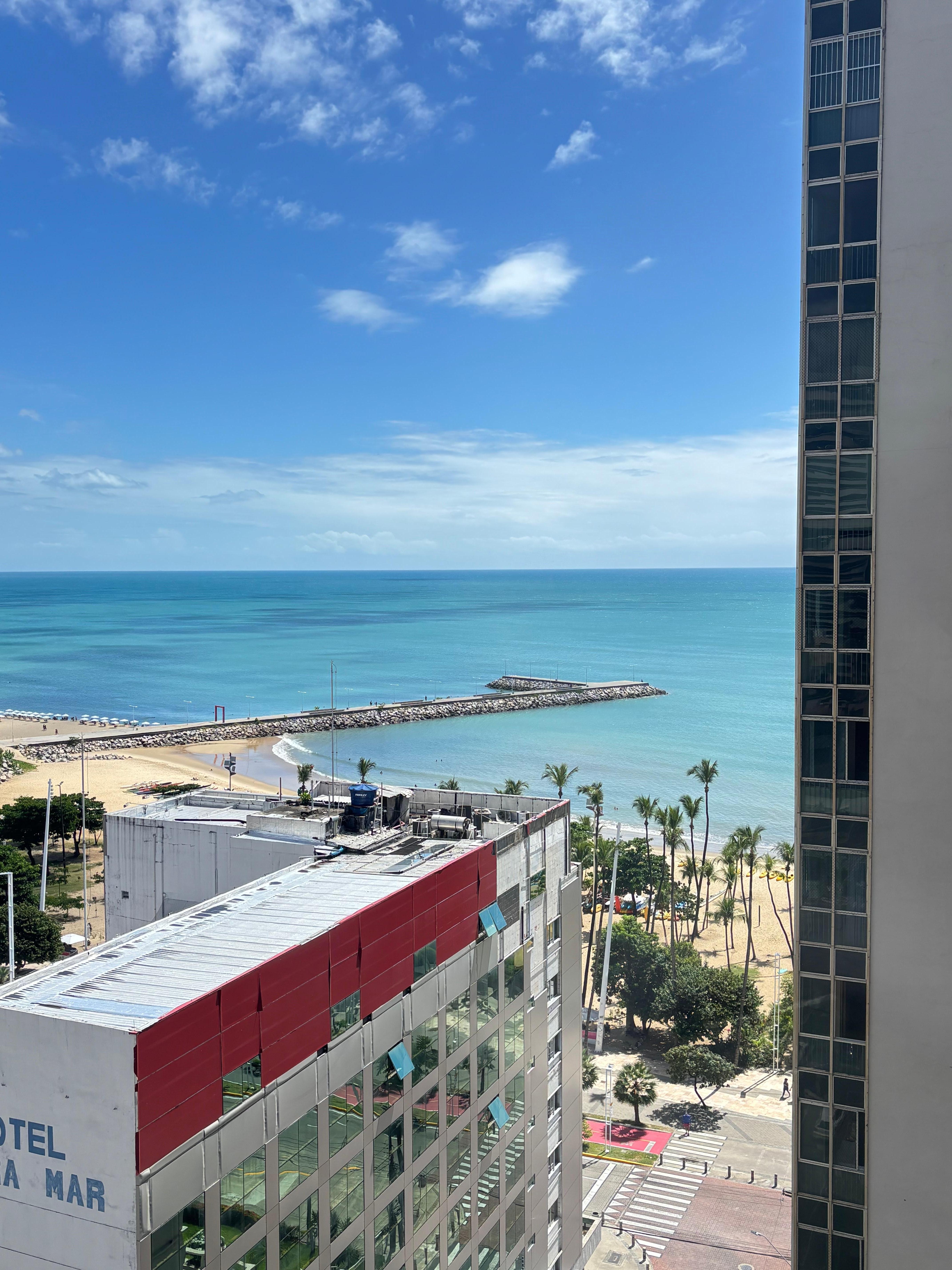 Vista do hotel para Av Beira Mar