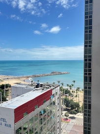 Vista do hotel para Av Beira Mar