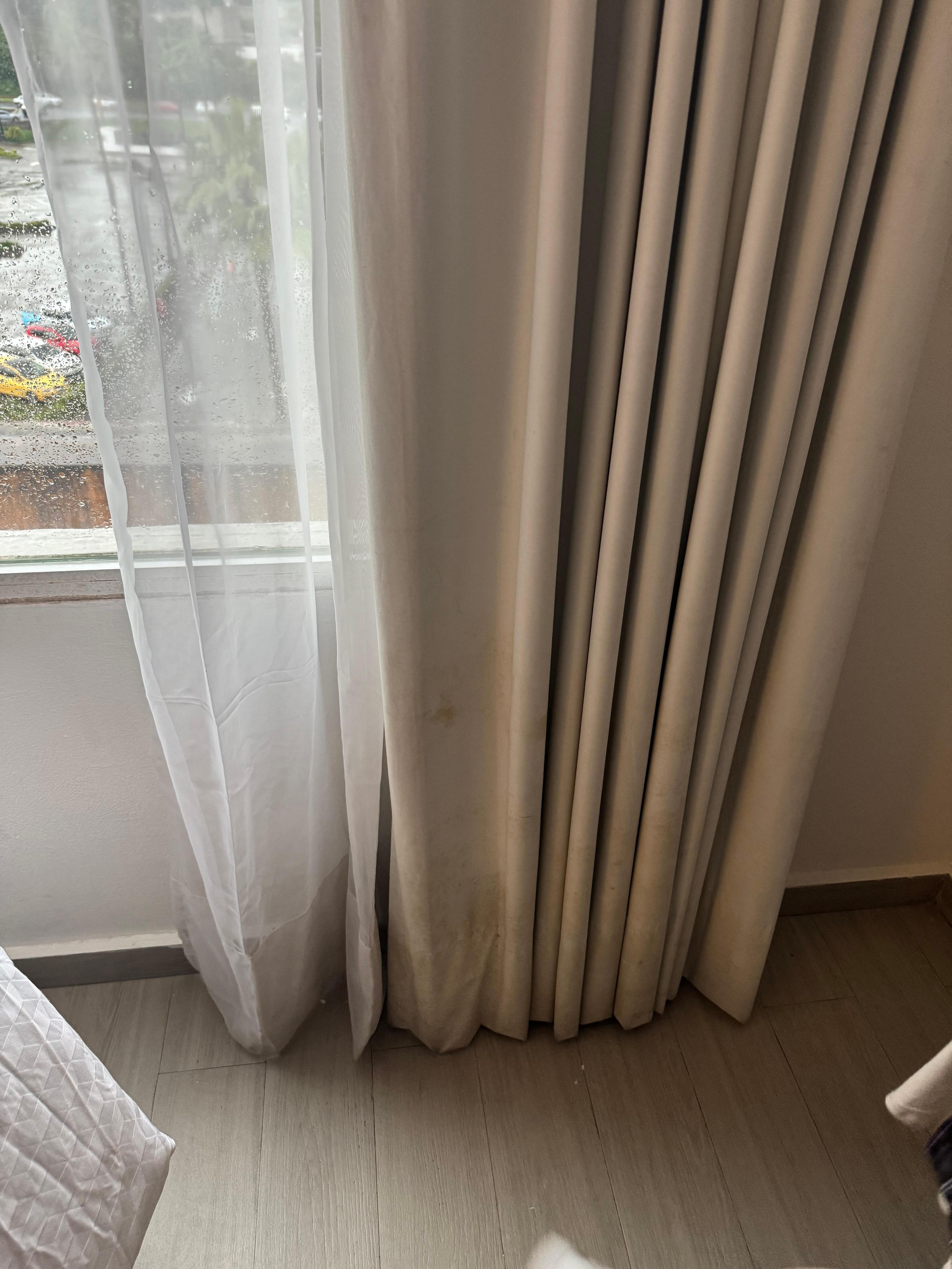 Cortinas sucias 
