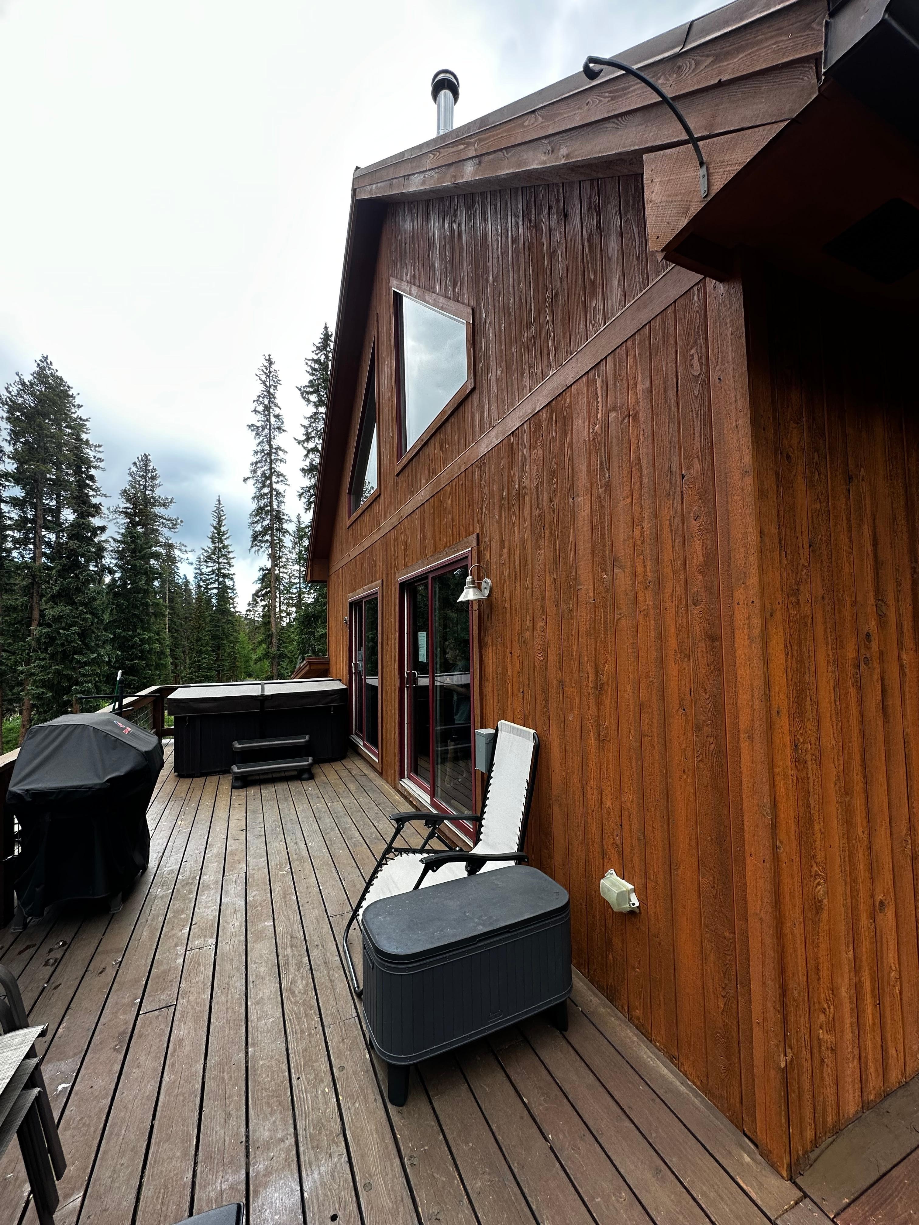 Front porch looks at 