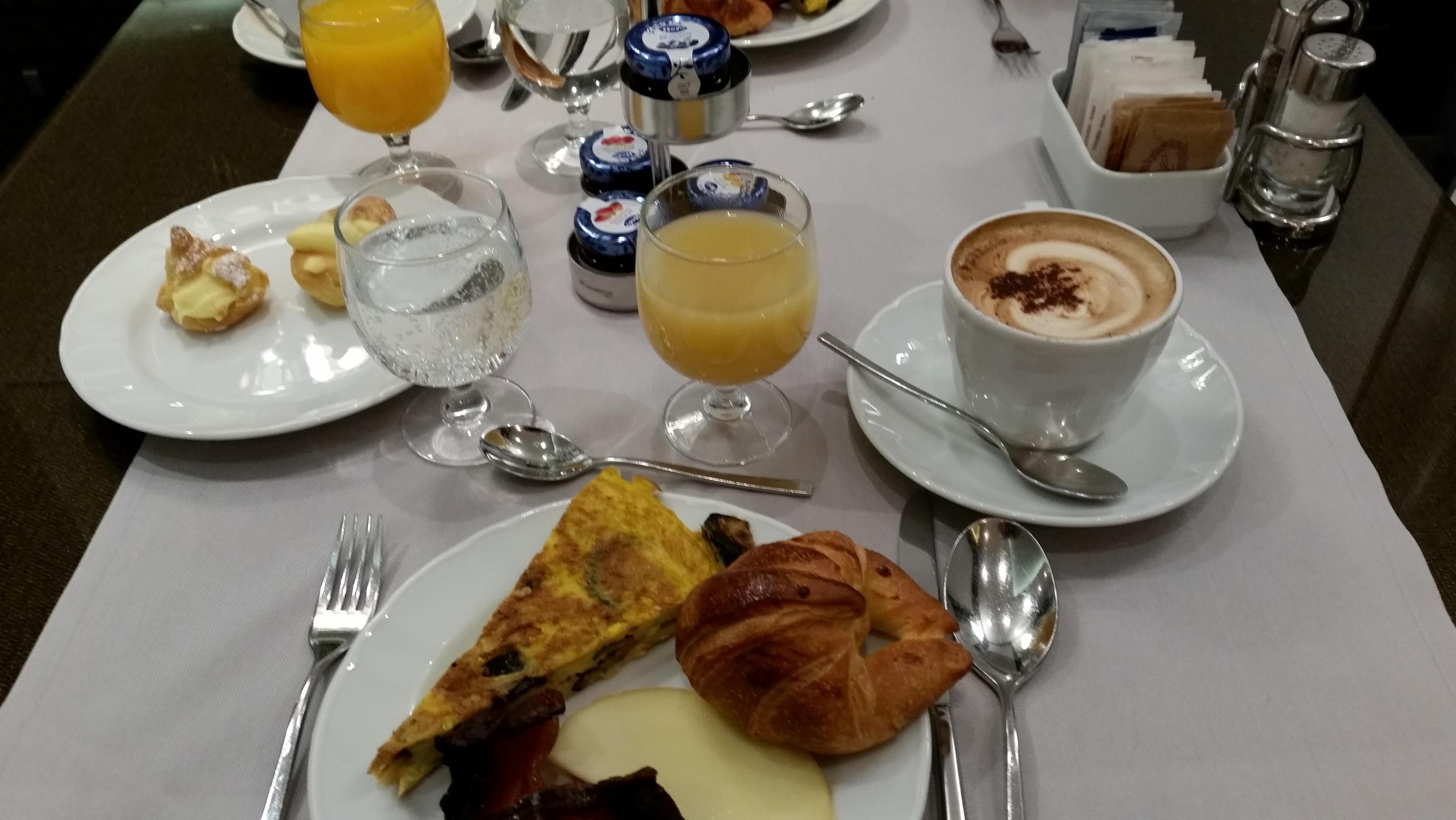 Breakfast - Buffet