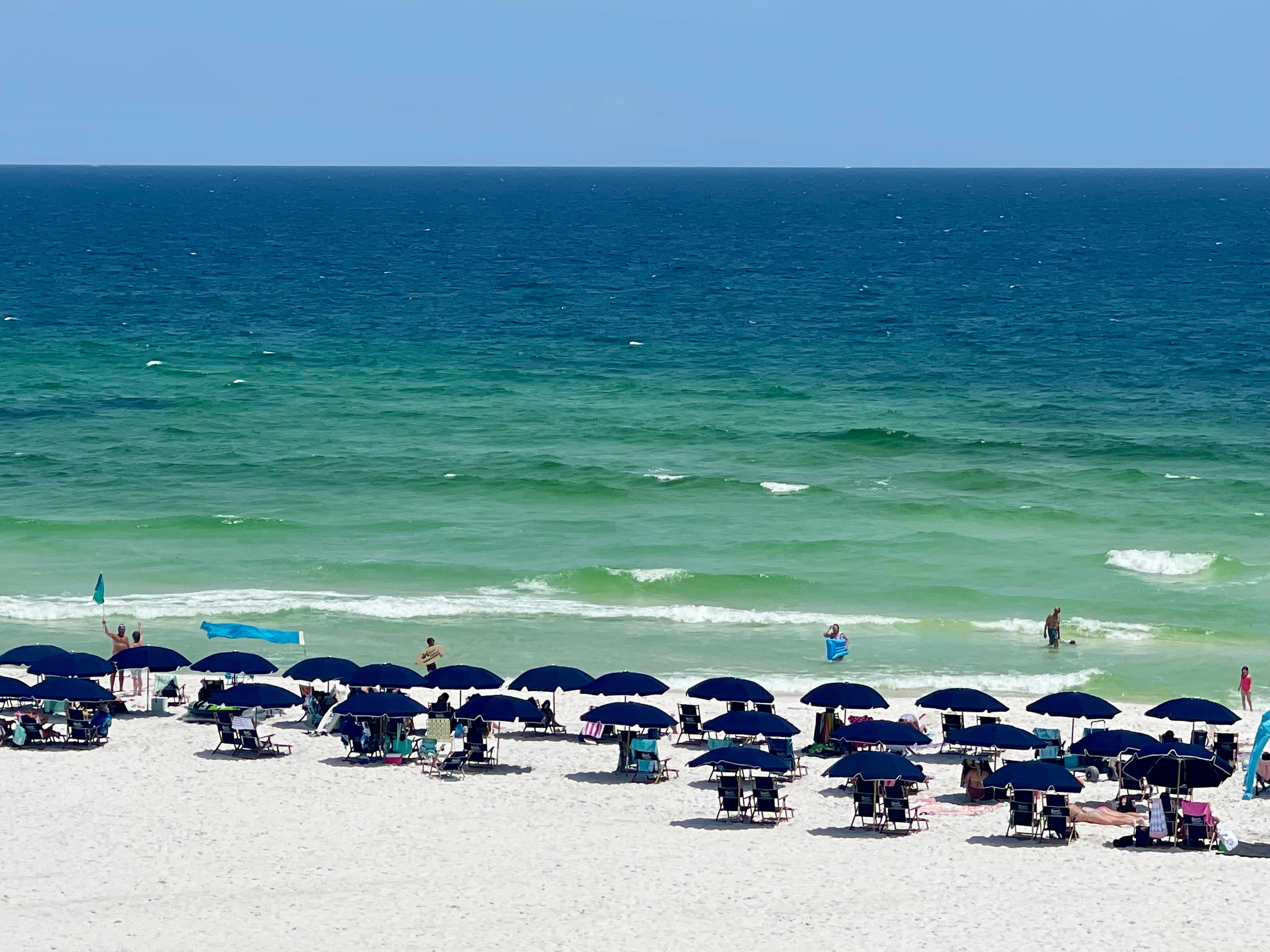 Beautiful beach day on the perfect white , sandy beaches in Fort Walton. 