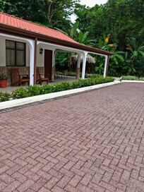 Instalaciones muy bonitas y amenas. Muy tranquilo el ambiente.