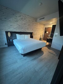 Big room, clean and comfortable.