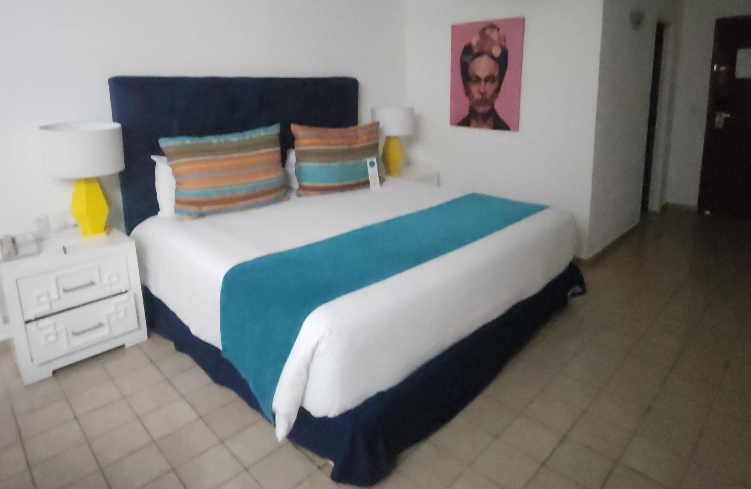 Nice kingbed