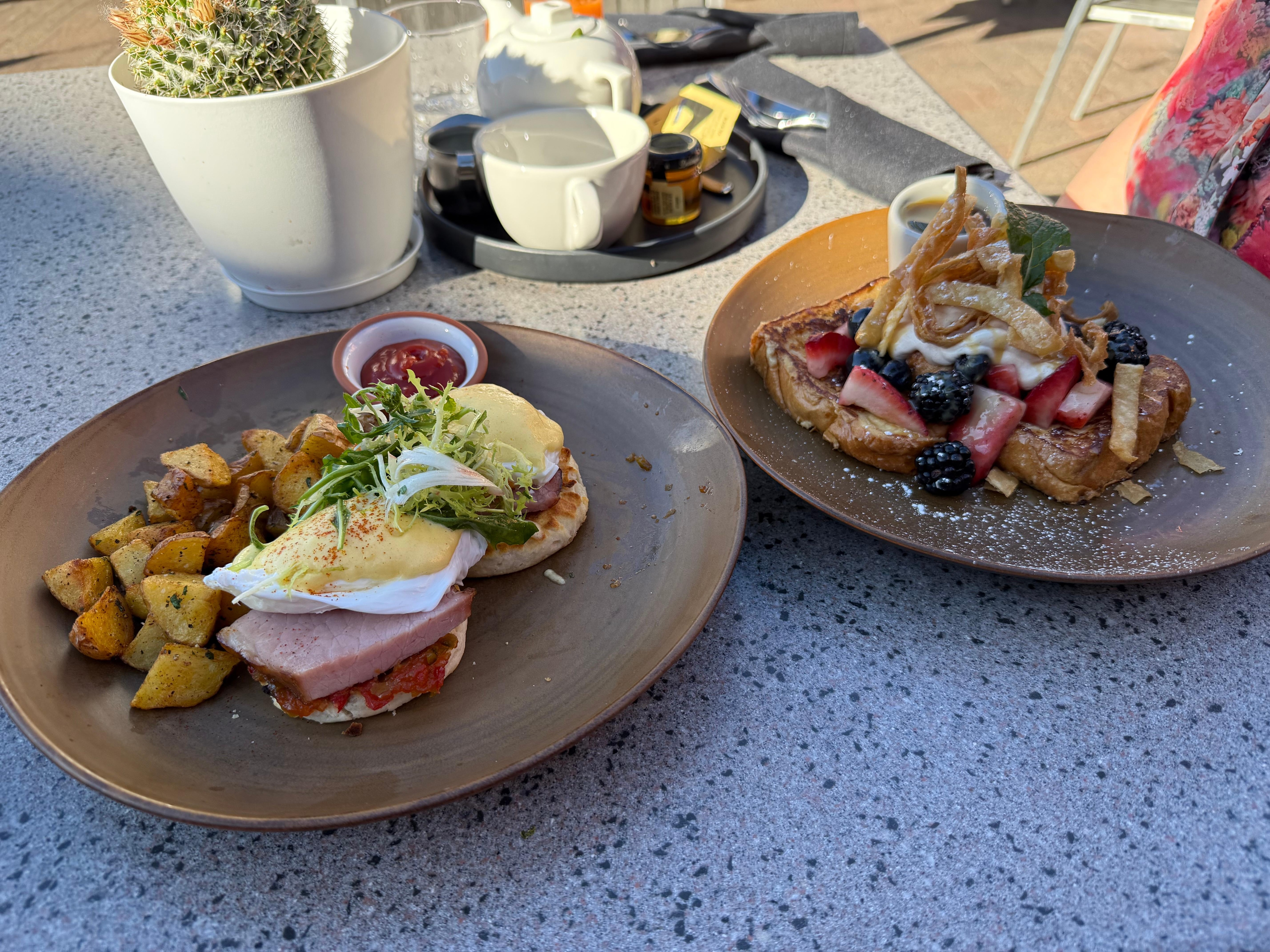 Breakfast at Saltrock 