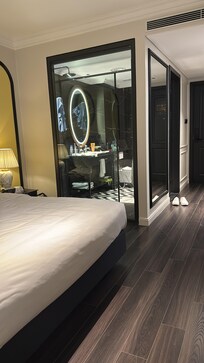 Bedroom to Bathroom (there is a blind)