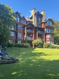 Hermoso hotel. Vistas hermosas. Acogedor y muy cómodo