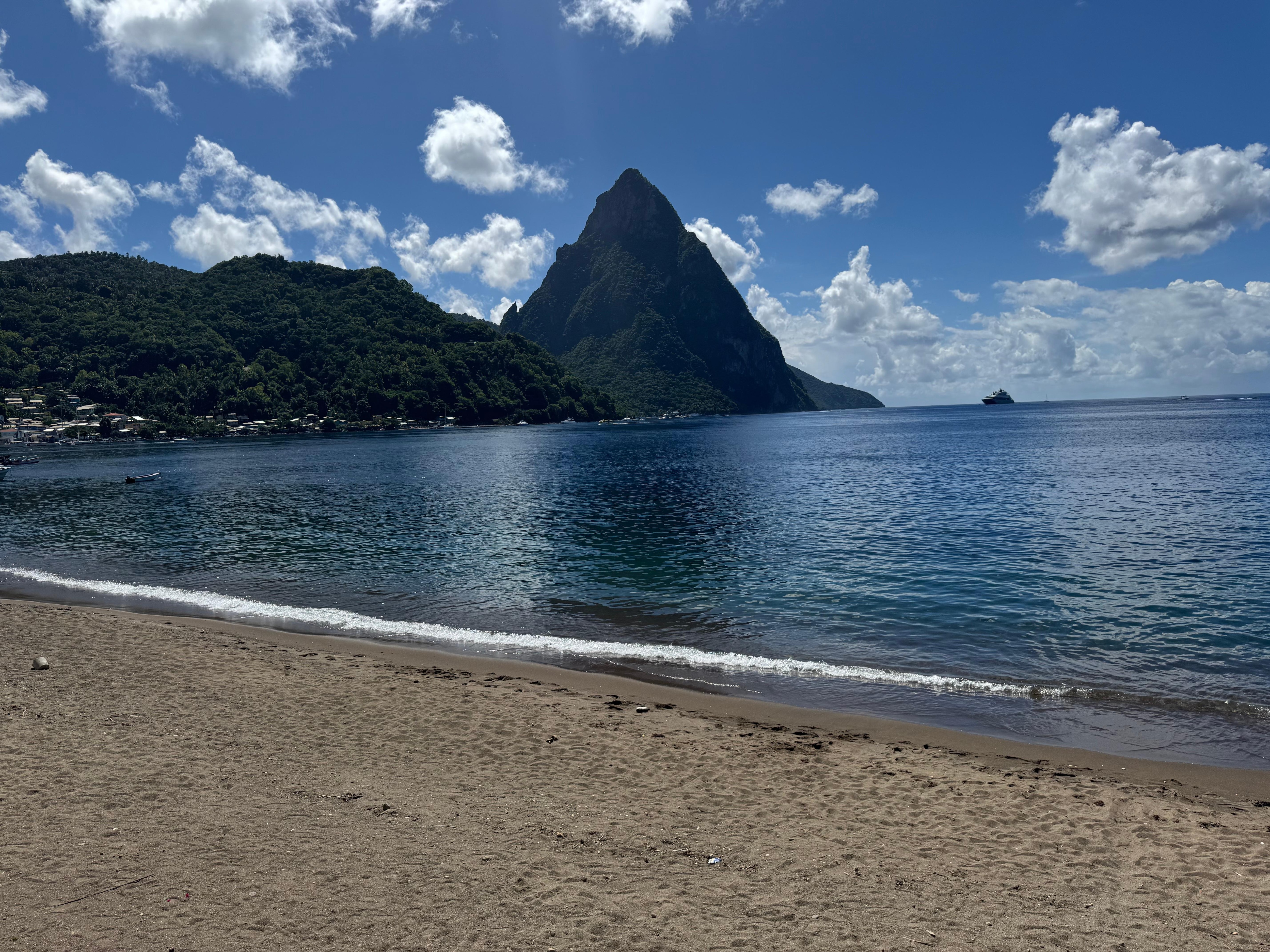 Hummingbird Beach, the restaurant Seashell was delicious