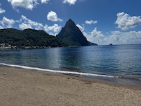 Hummingbird Beach, the restaurant Seashell was delicious