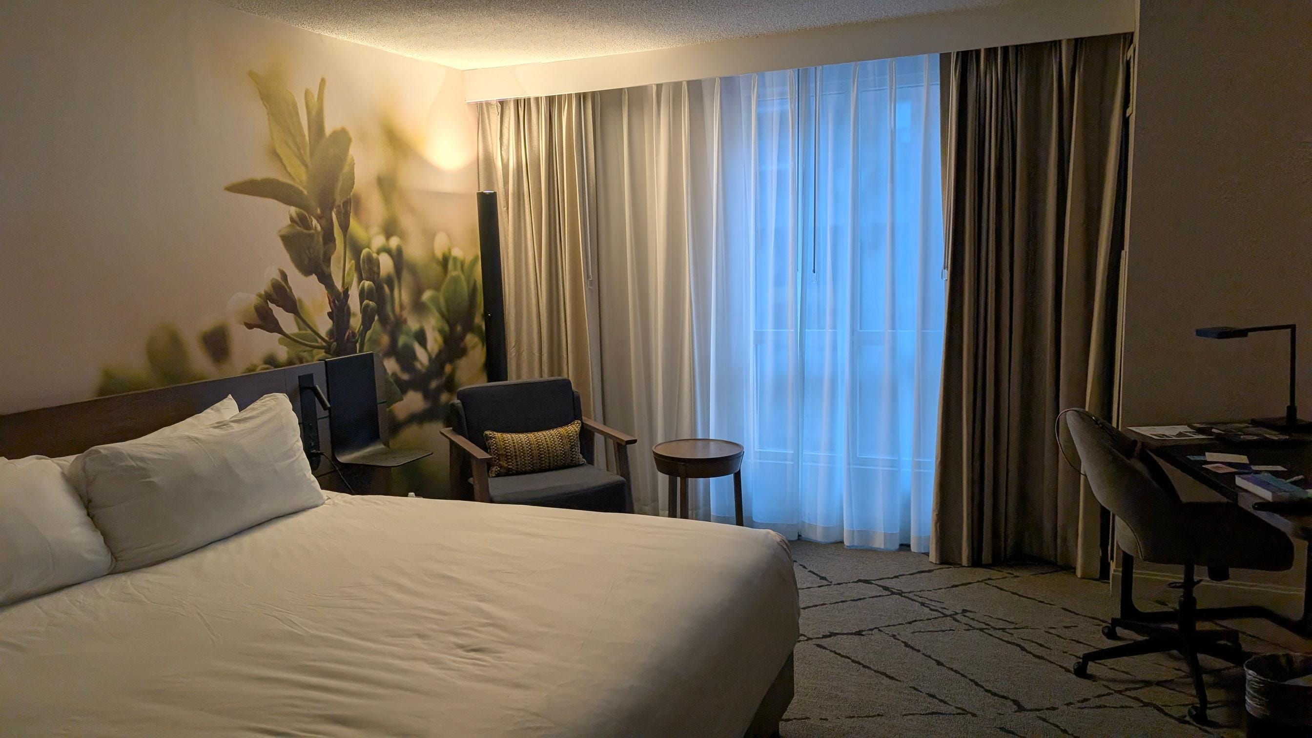 King sizes bed was comfortable. Pillows were great. 