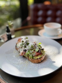 Avocado toast