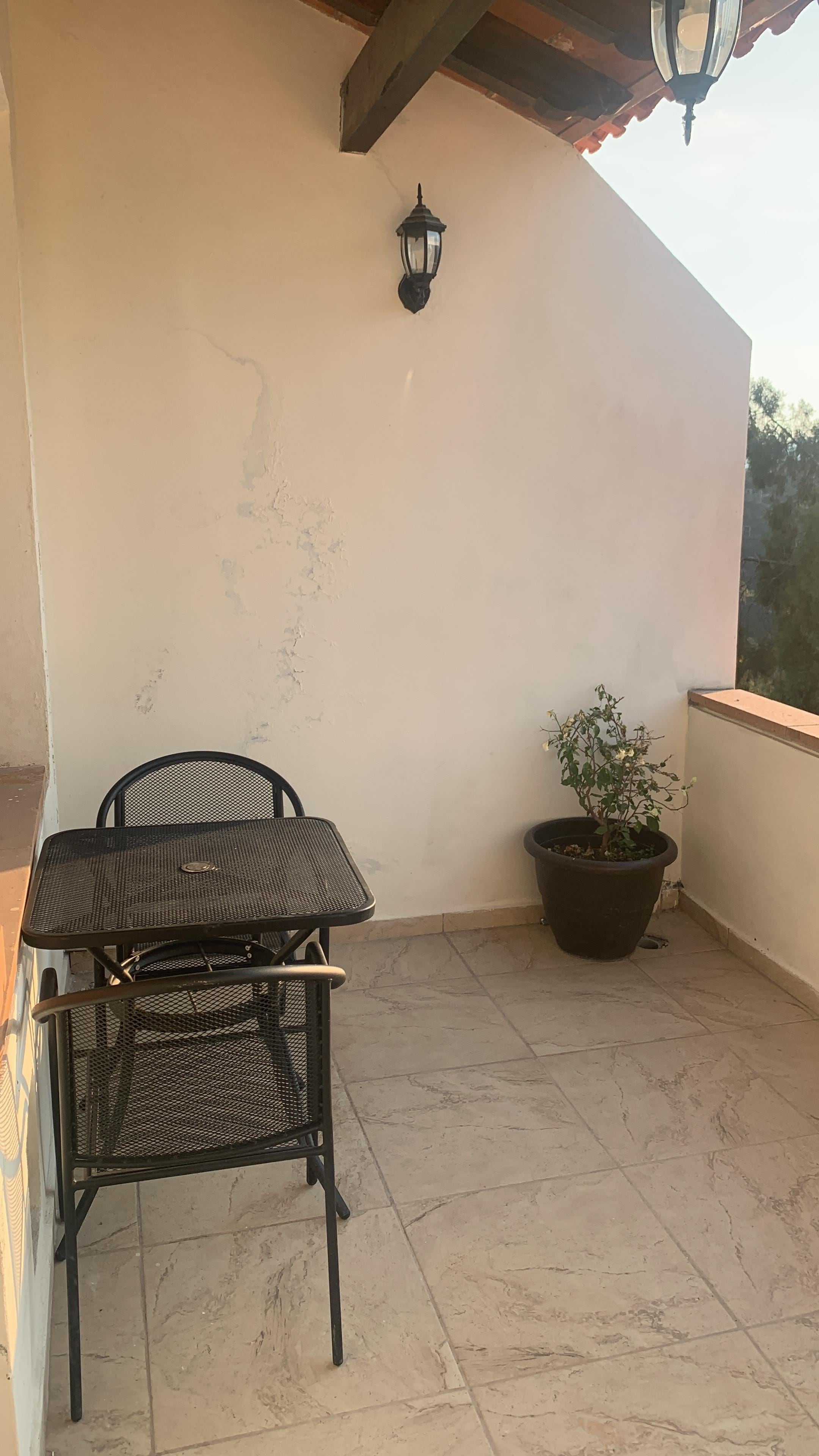 El balcón ideal para disfrutar de un café admirando el paisaje 