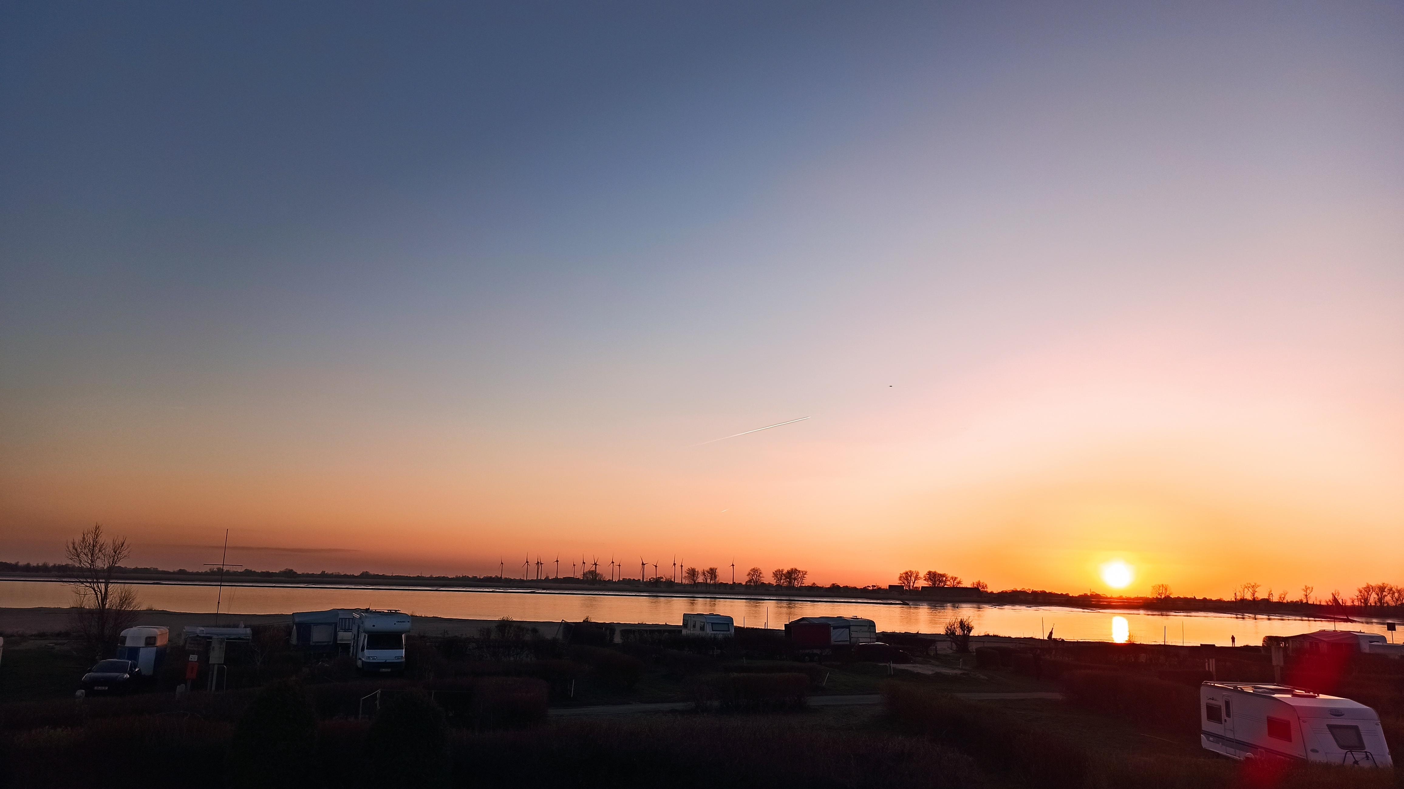 Sonnenuntergang vom Balkon 