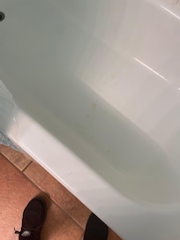 Dirty bathtub