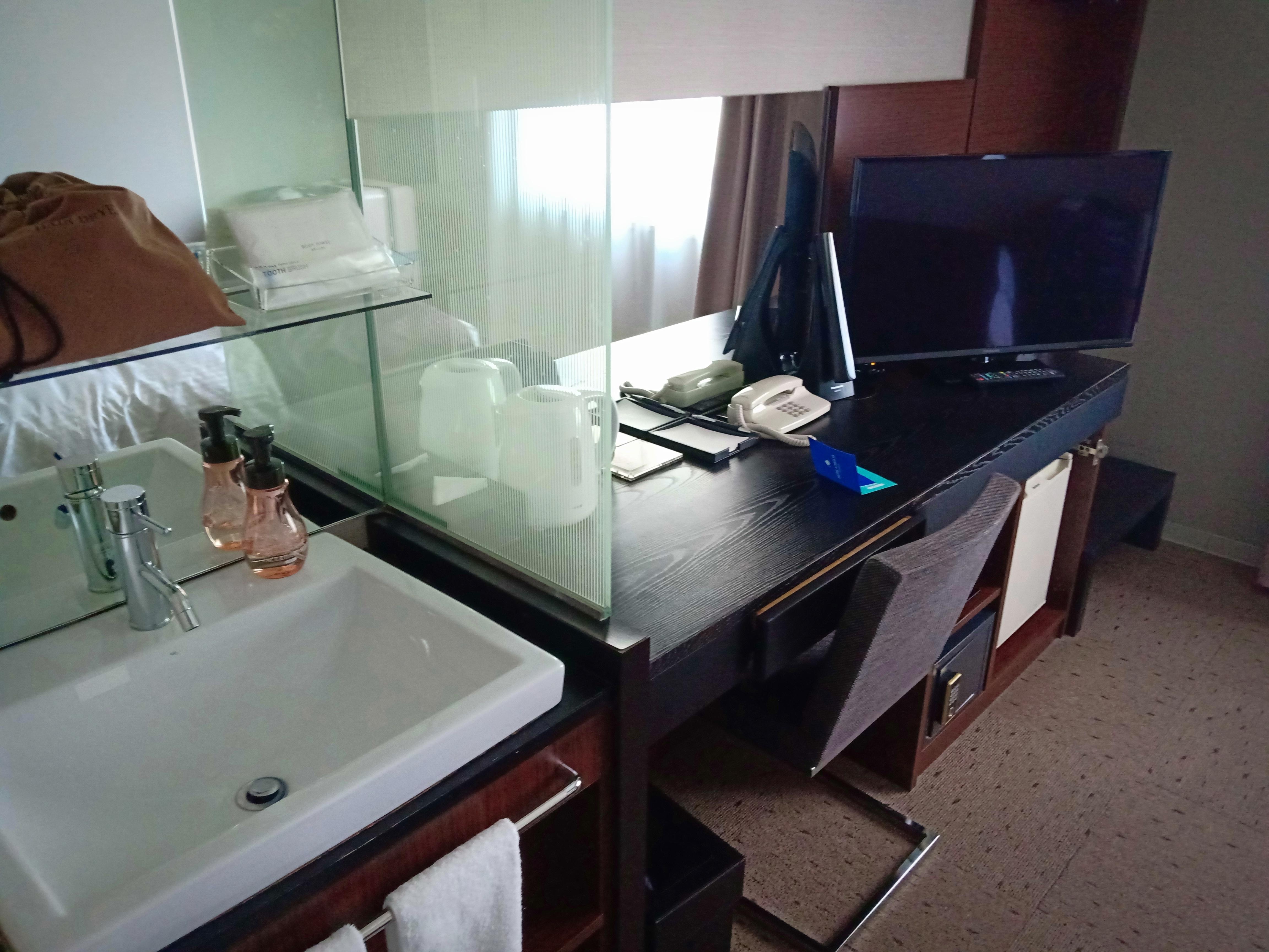 獨立洗手台，刷牙洗臉上廁所不用搶