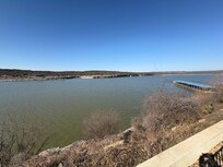 Great views of the lake. Very peaceful!