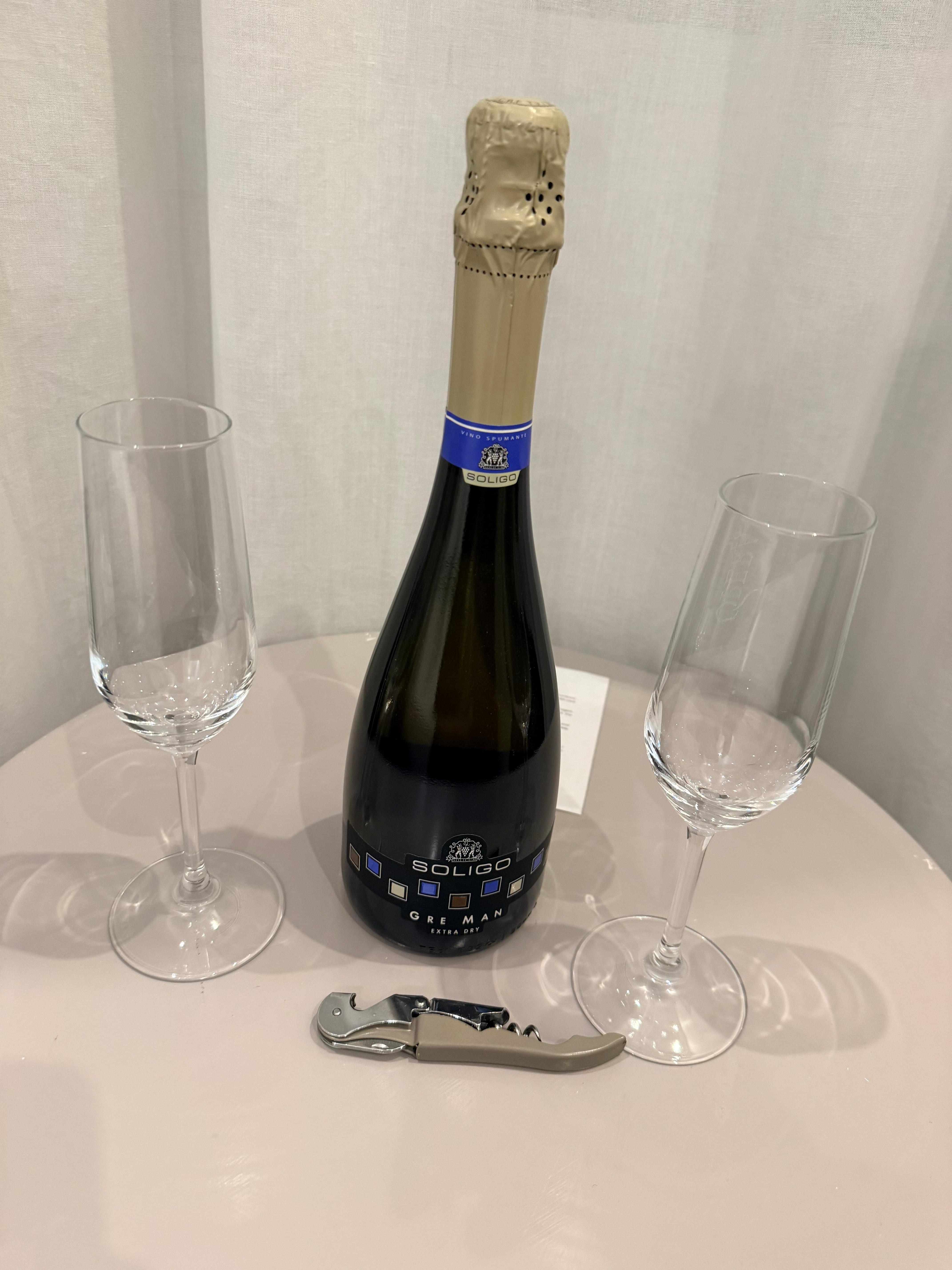 Complimentary bubbly. 