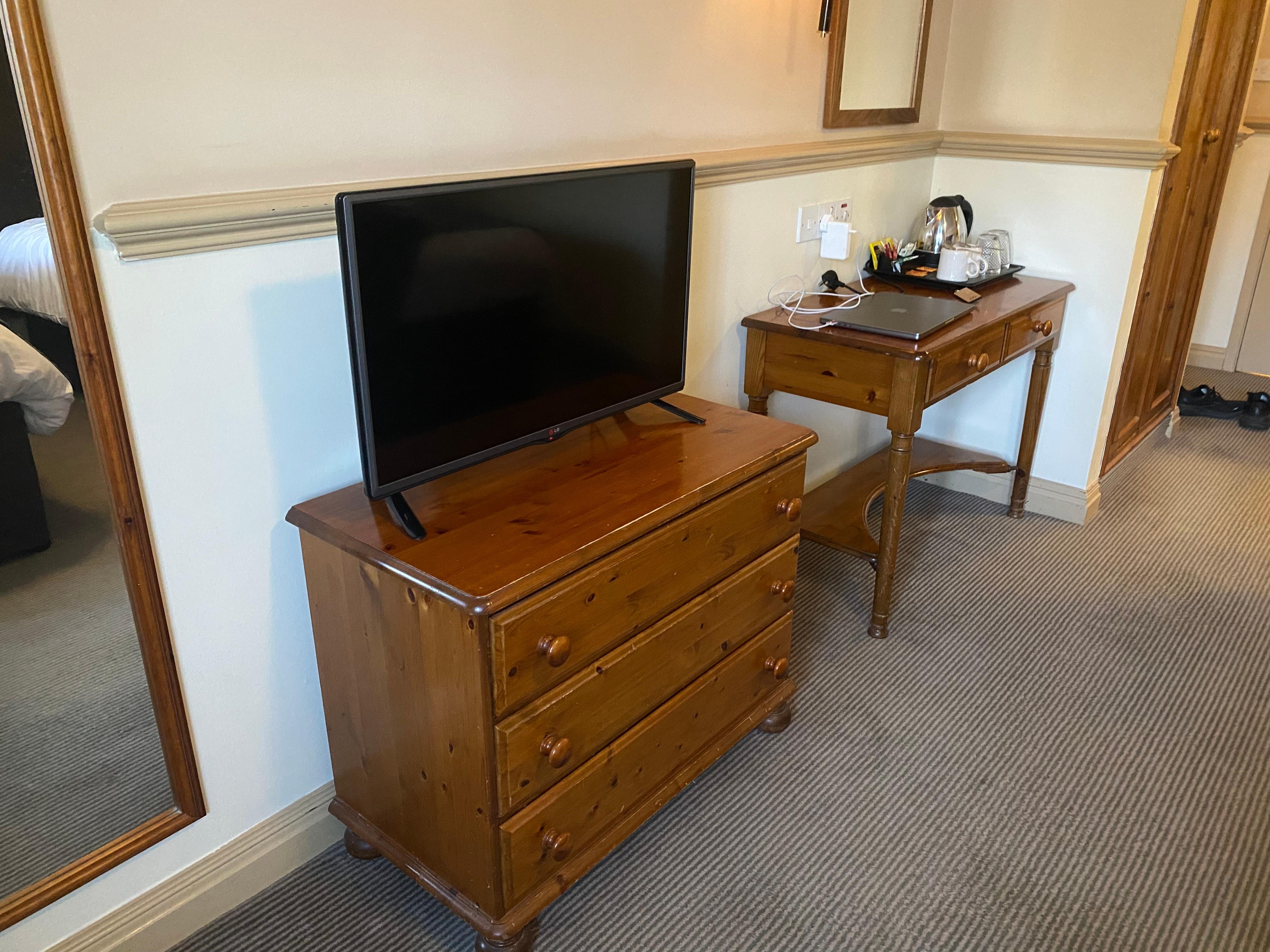 Dresser without chairs