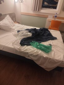 Assim estava o quarto quando entrei