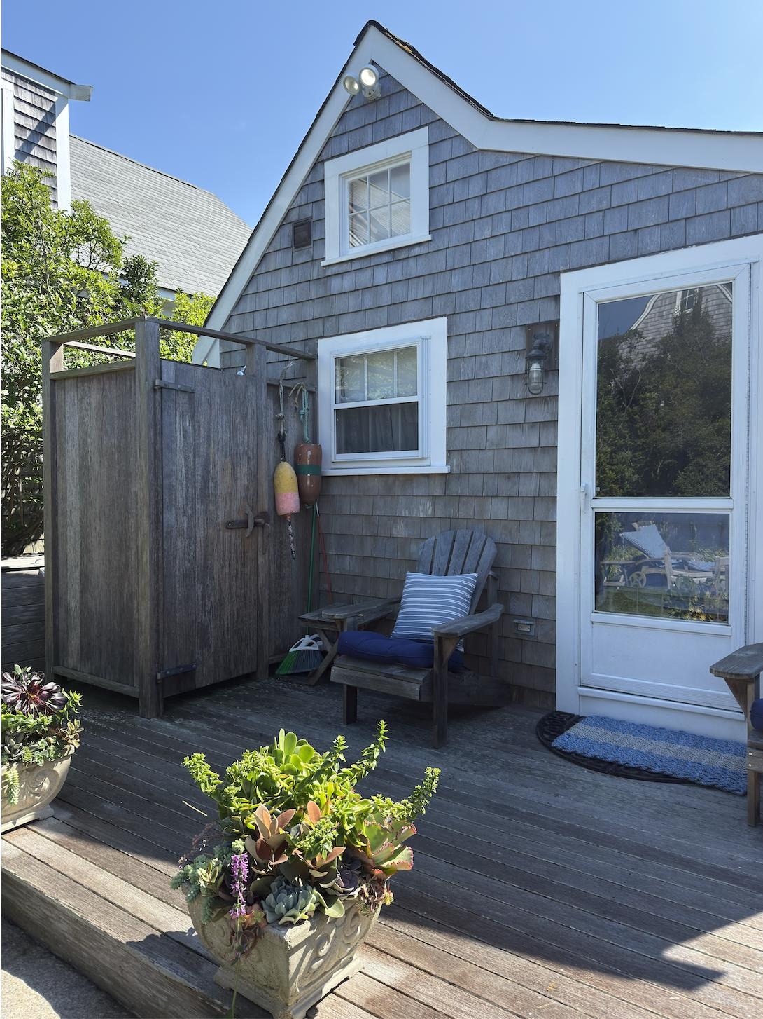 Outdoor shower - wonderful