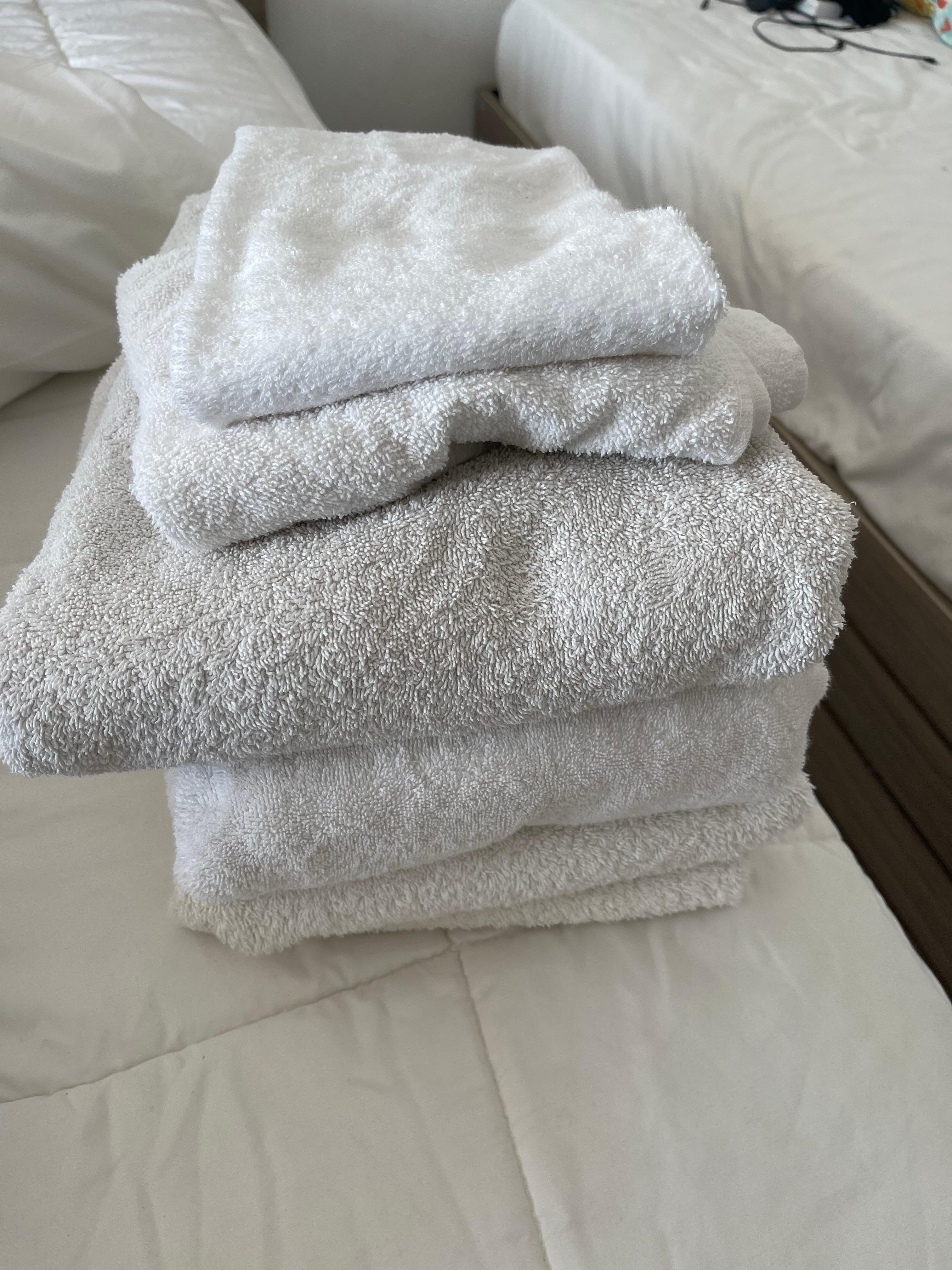 When we did get towels they were sooo dingy looking. I recommend folks to bring their own