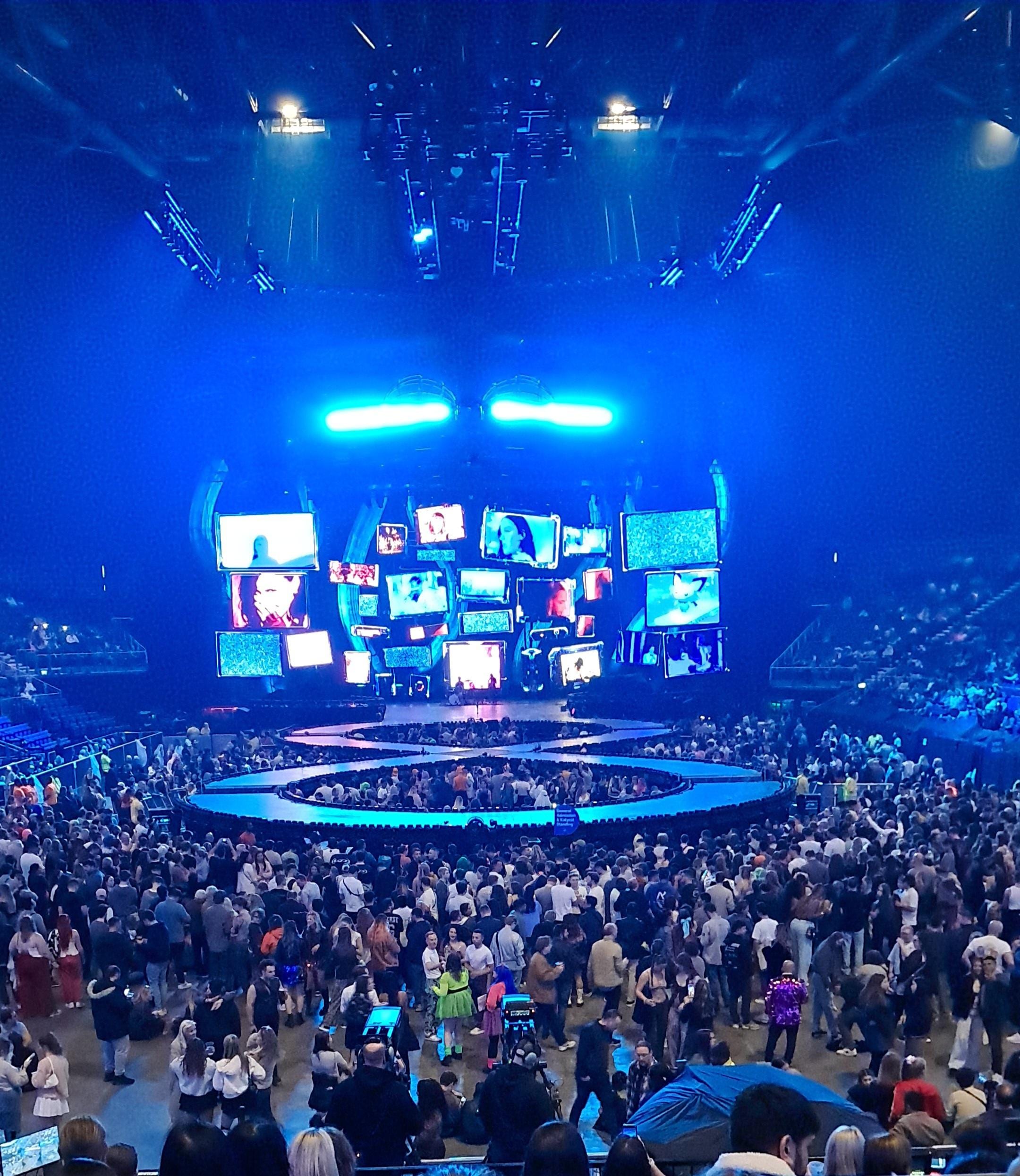 Dernier concert de Katy Perry à Londres au O2 Arena GÉNIAL 