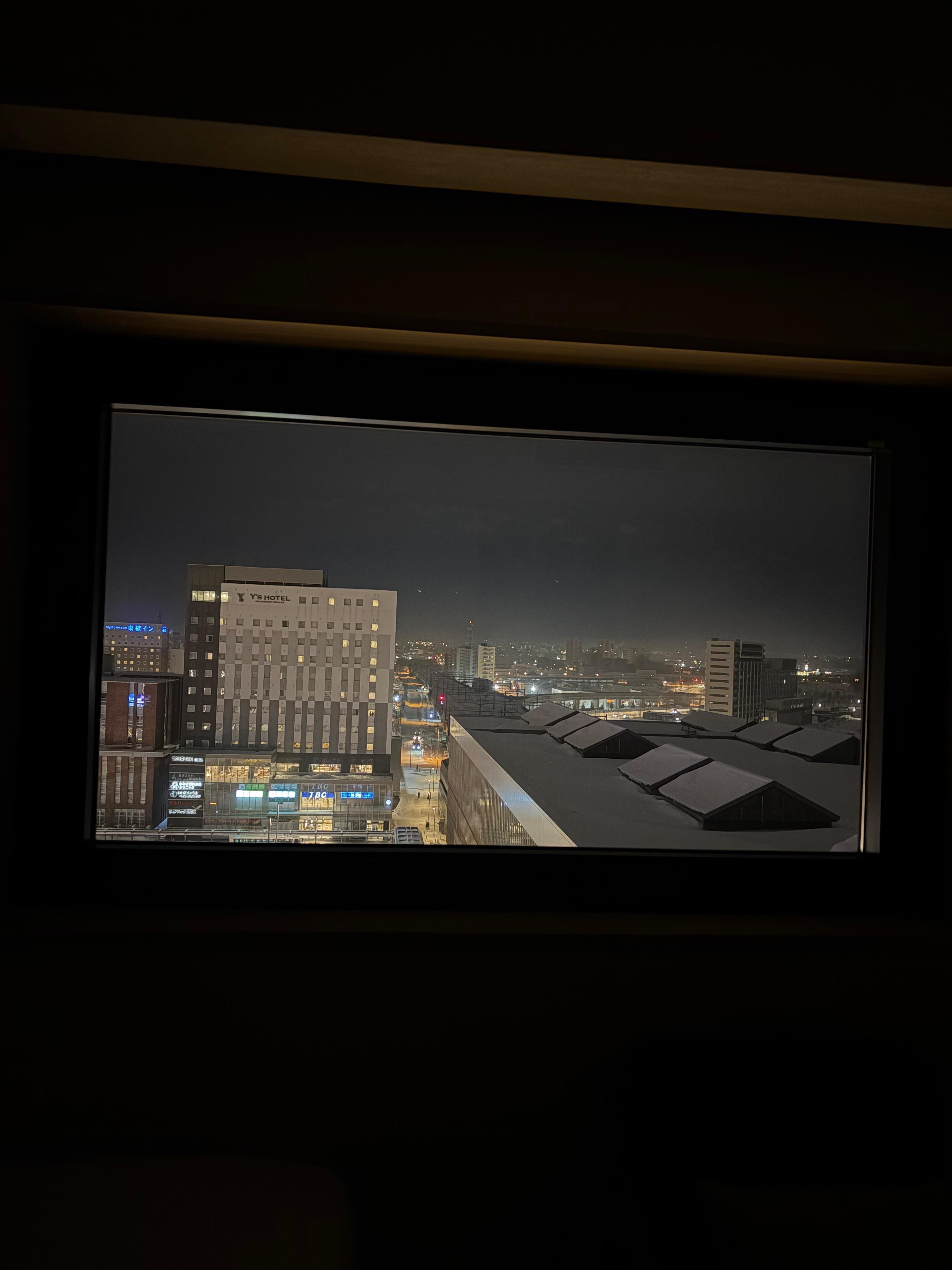 部屋から見た夜の景色