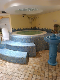 Ottimo posto per rilassarsi. I cani sono i benvenuti e coccolati dallo staff