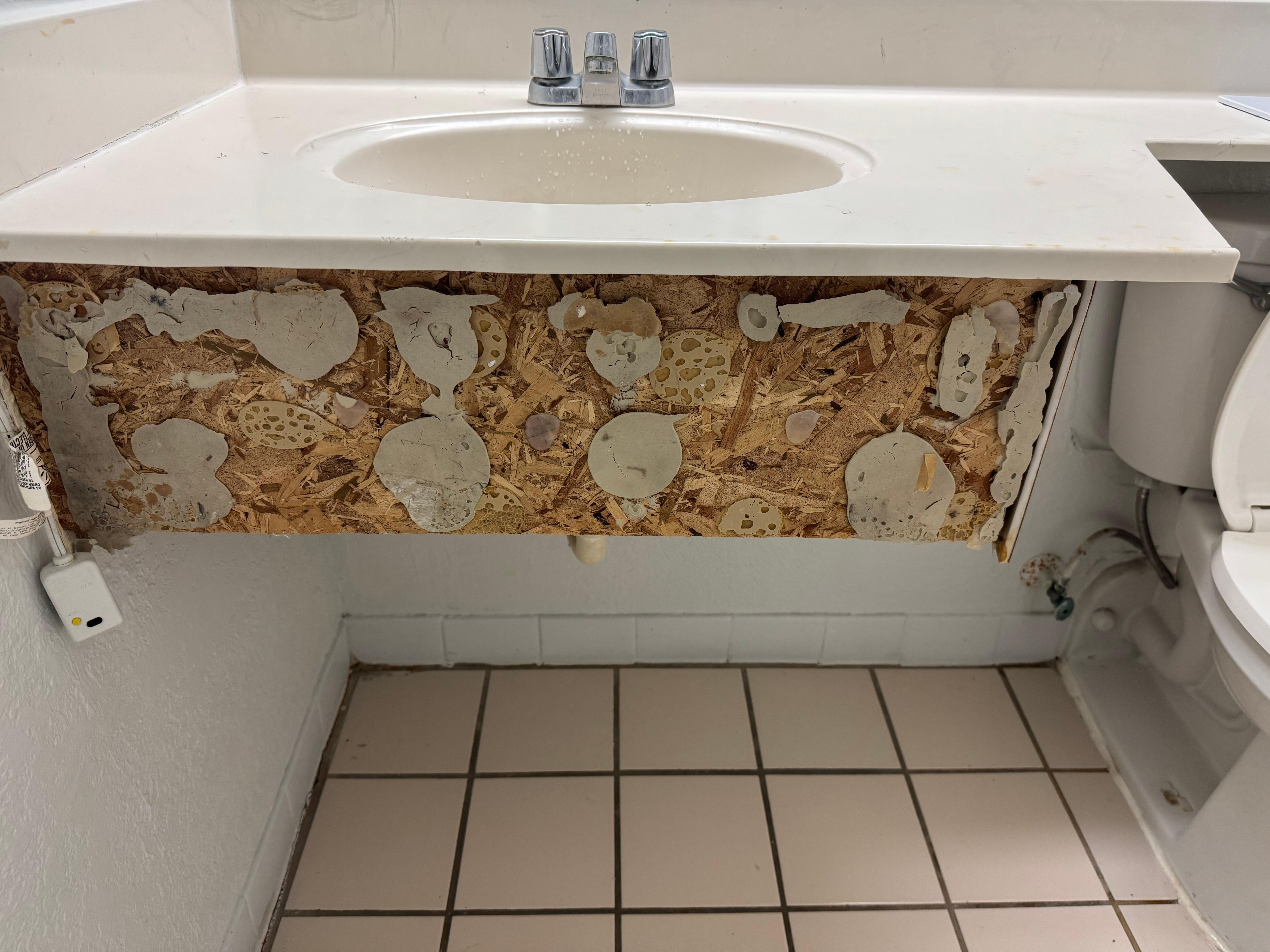Bathroom sink