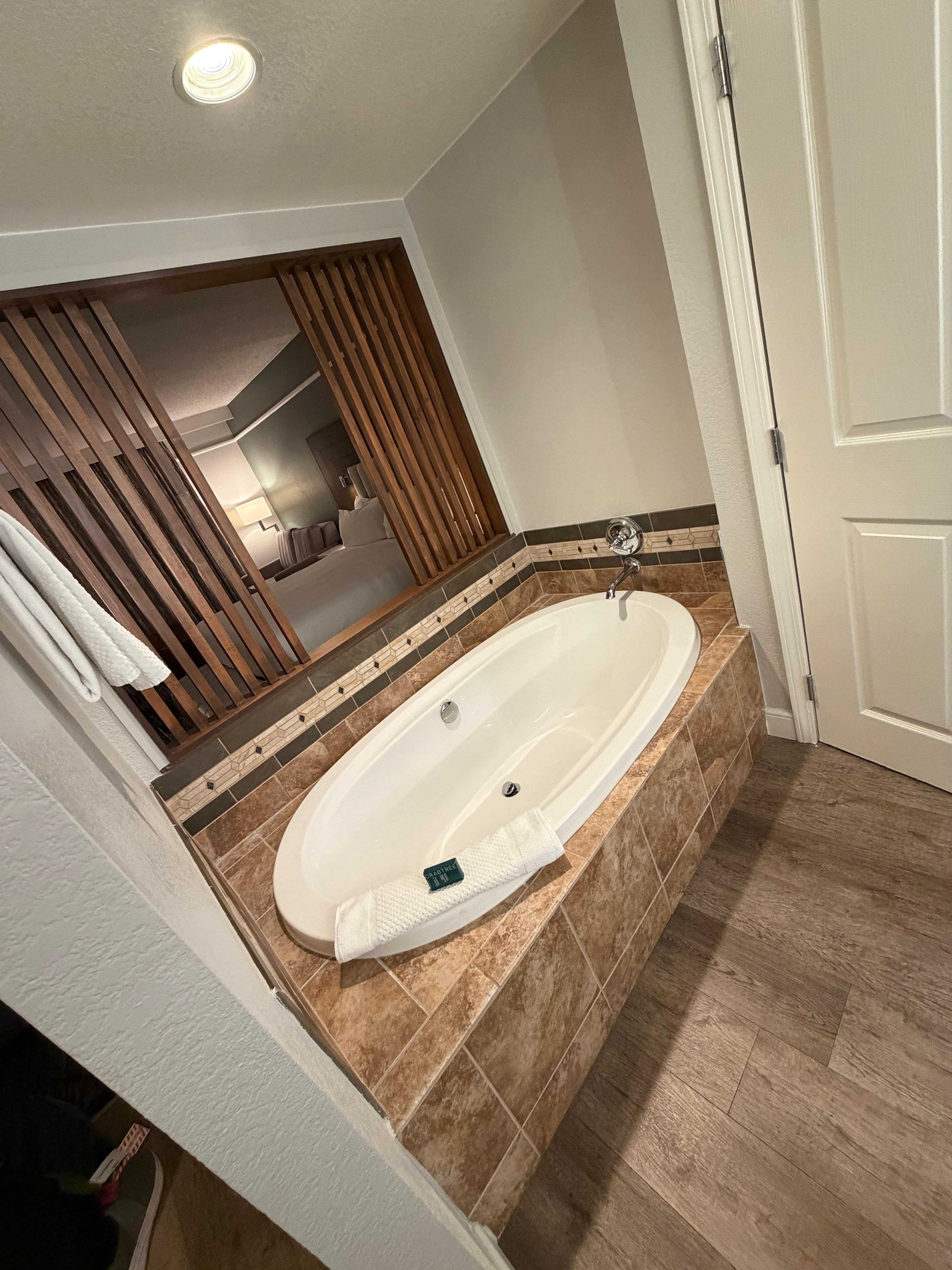 The tub was wonderful!!!! 